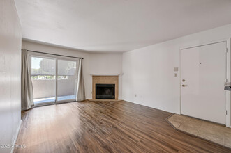 3845 E Greenway Rd in Phoenix, AZ - Building Photo - Building Photo