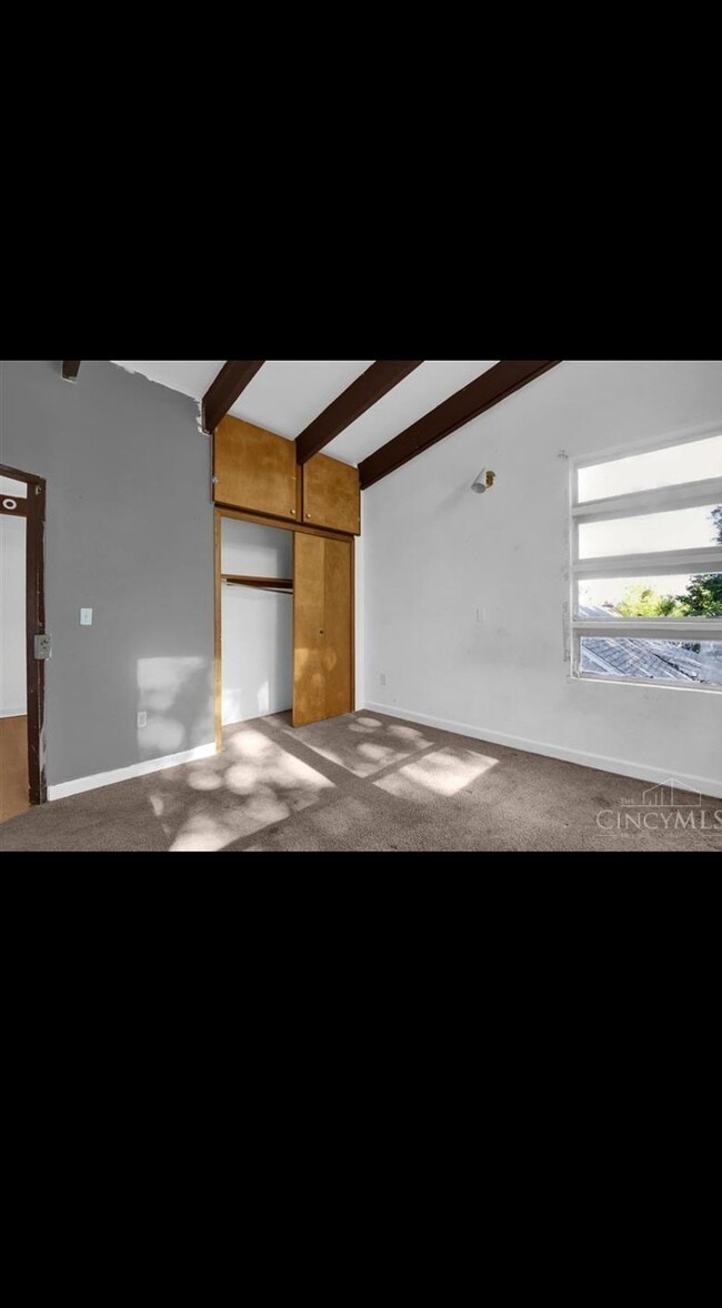 8010 Daly Rd in Cincinnati, OH - Building Photo - Building Photo