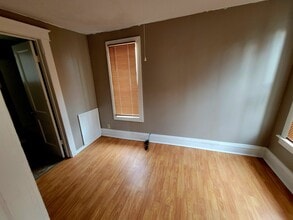 430 W Clinton St, Unit A in Elmira, NY - Building Photo - Building Photo