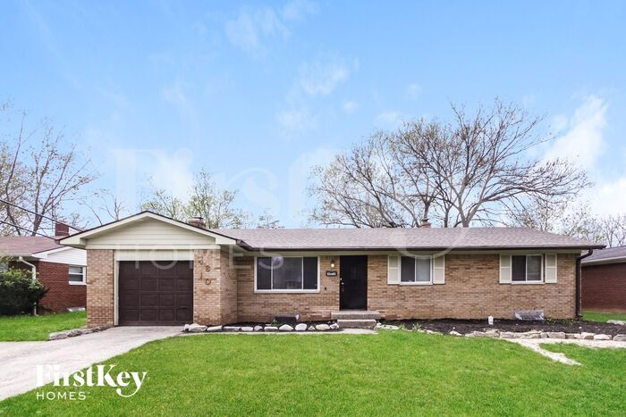 4810 N Kenmore Rd in Indianapolis, IN - Foto de edificio