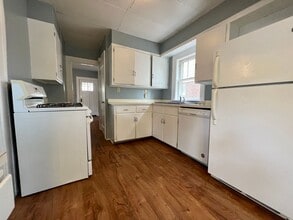 1675 W 9th St in Erie, PA - Building Photo - Building Photo
