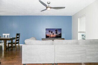 1514 SE Westmoreland Blvd in Port St. Lucie, FL - Building Photo - Building Photo