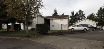 Chaps Court Apartments in Beaverton, OR - Building Photo