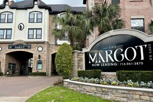 The Margot on Sage in Houston, TX - Building Photo