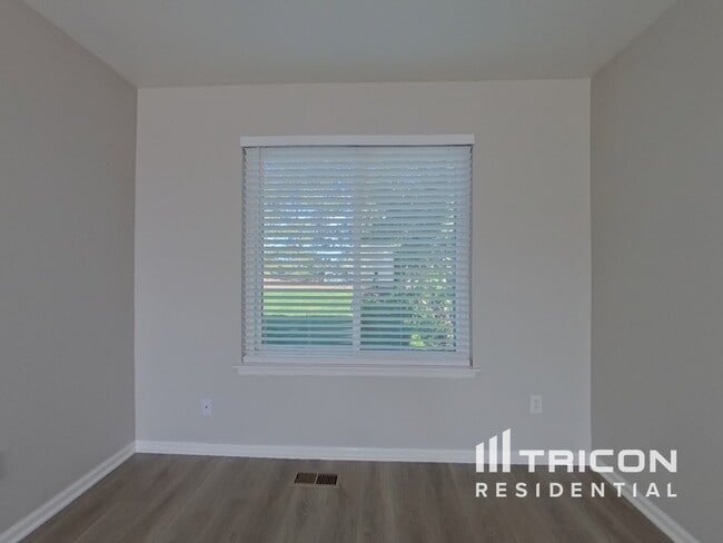 9995 Strathfield Ln in Littleton, CO - Building Photo - Building Photo