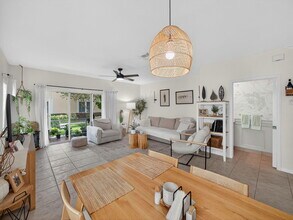 1512 Buckingham Ave in Wellington, FL - Building Photo - Building Photo