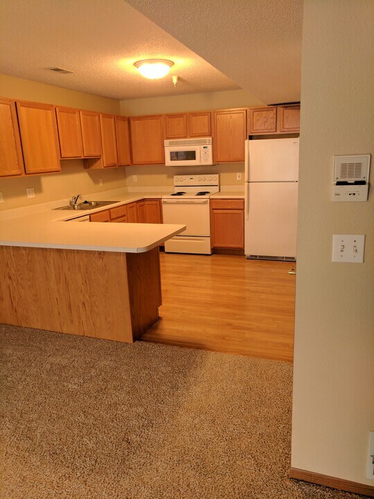 1310-1320 Wenig Rd NE in Cedar Rapids, IA - Foto de edificio