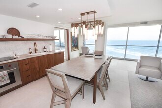 1780 Avenida Del Mundo in Coronado, CA - Building Photo - Building Photo