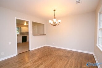 1607 Clb Vw Dr NW in Huntsville, AL - Foto de edificio - Building Photo