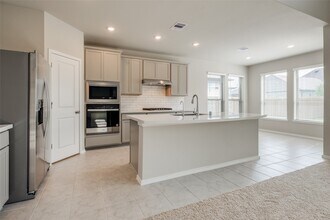 13727 Tranquila Vis Dr in Cypress, TX - Building Photo - Building Photo