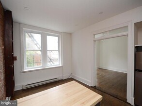 1904 Spruce St in Philadelphia, PA - Building Photo - Building Photo