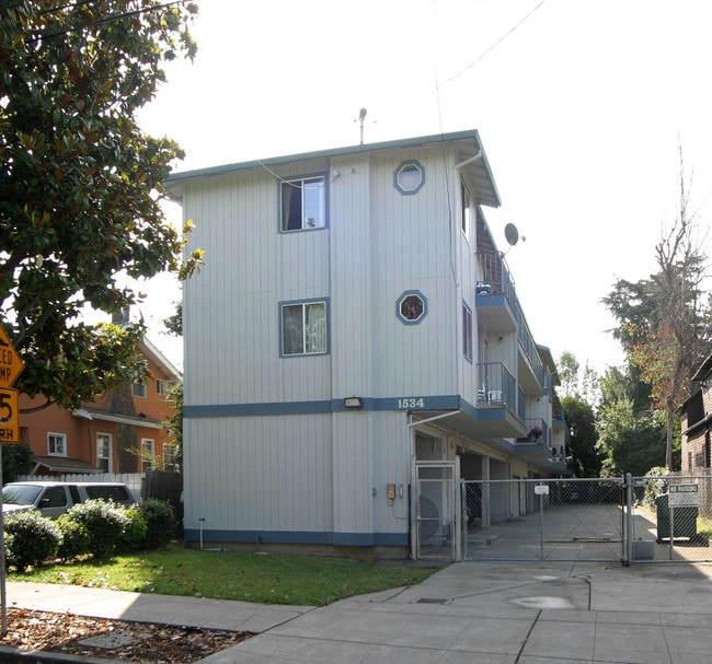 1534 29th Ave in Oakland, CA - Foto de edificio - Building Photo