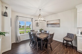 10875 Tartan Ct in Mequon, WI - Building Photo - Building Photo