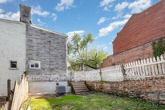 321 W Mifflin St in Lancaster, PA - Building Photo - Building Photo