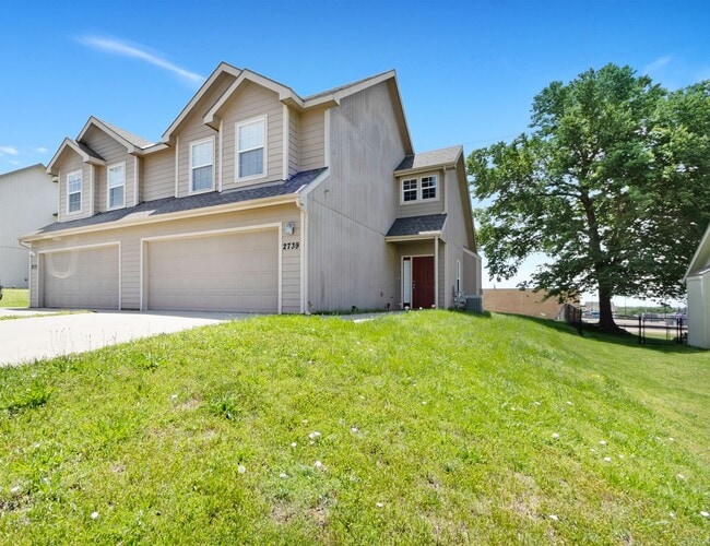property at 2739 Elm Creek Dr