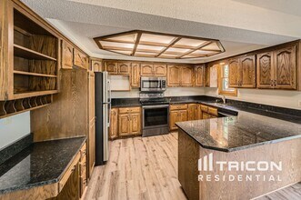 14015 Flay Ave N in Hugo, MN - Building Photo - Building Photo