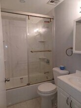 56-21-56226 226th St in Queens, NY - Building Photo - Building Photo