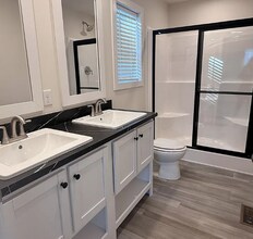 17050 Coventry Ln in Holly, MI - Foto de edificio - Building Photo