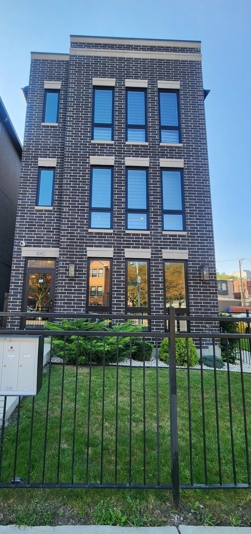 property at 4902 S St Lawrence Ave