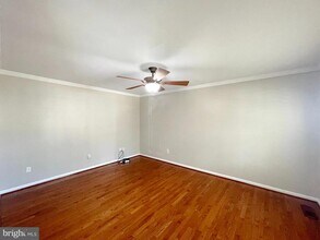 20871 Freedom Run Dr in Lexington Park, MD - Building Photo - Building Photo