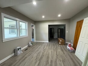 1205 S National Ave in Springfield, MO - Building Photo - Building Photo