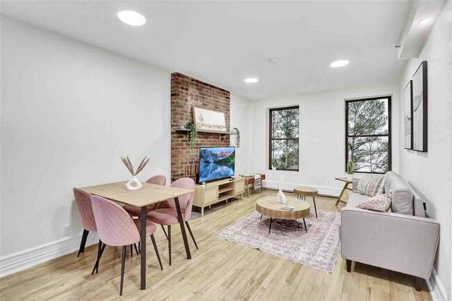 1830 3rd Ave in New York, NY - Building Photo - Building Photo