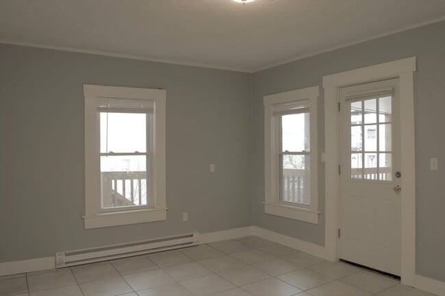 105 Clarendon St in Fitchburg, MA - Building Photo - Building Photo