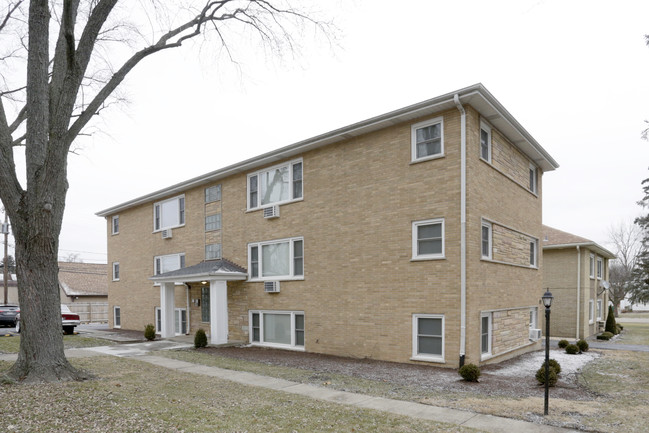 Second Street Apartments