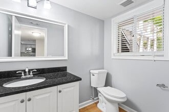 65 Rumson Ct in Smyrna, GA - Building Photo - Building Photo