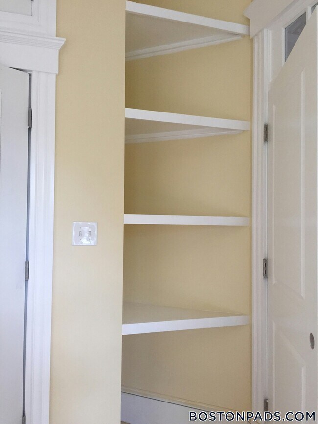 156 Magazine St, Unit 34