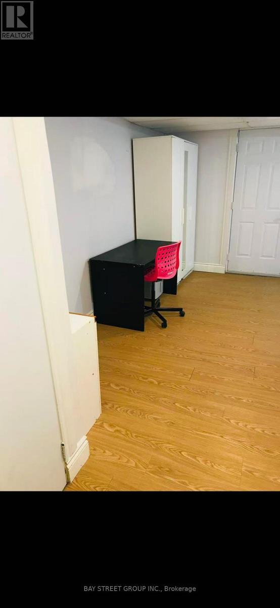 45 Abbington Dr in Hamilton, ON - Building Photo - Building Photo