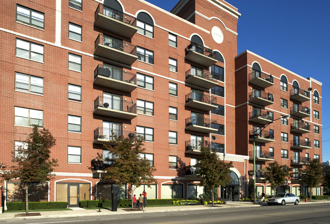 North Town Village in Chicago, IL - Foto de edificio - Building Photo