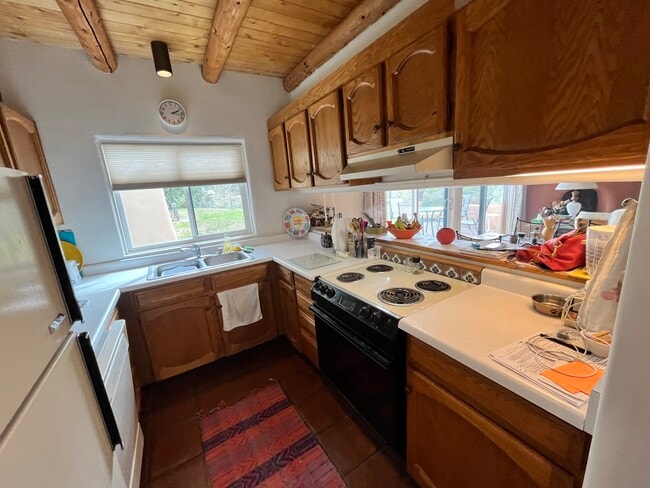 128 Dona Ana Dr, Unit 203 in Taos, NM - Foto de edificio - Building Photo