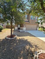 1745 Amy Dr in Kyle, TX - Building Photo