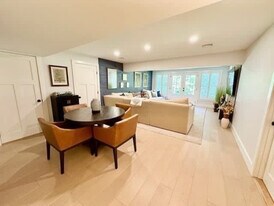 38 Old Stone Church Rd in Little Compton, RI - Building Photo