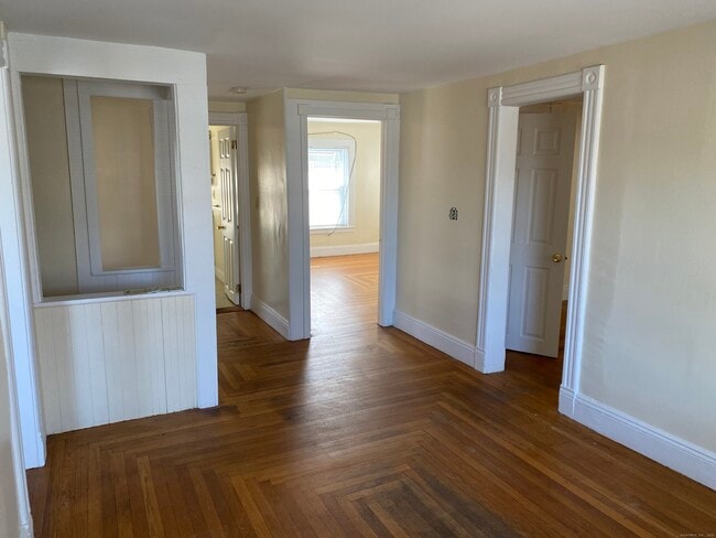 58 Georgiana St in New London, CT - Building Photo - Building Photo