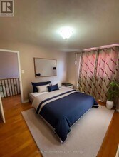 74 Shady Pine Cir in Brampton, ON - Building Photo - Building Photo