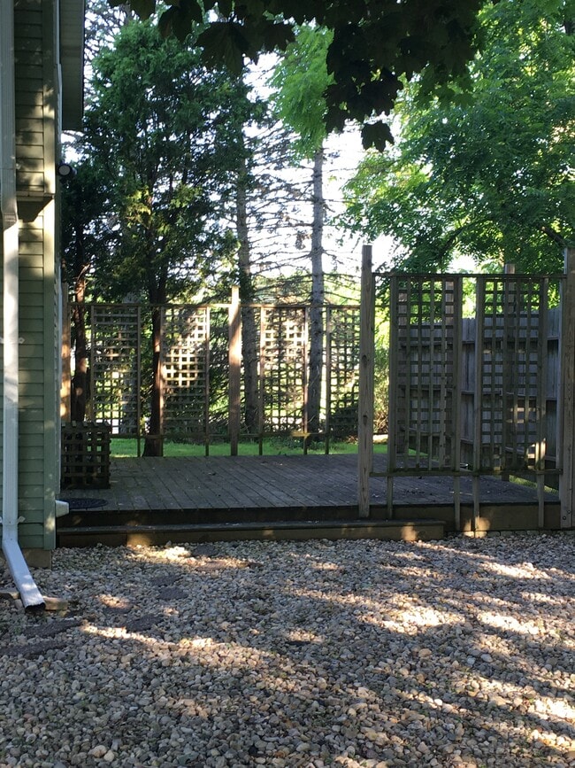 11455 W Forest Home Ave in Franklin, WI - Building Photo - Building Photo