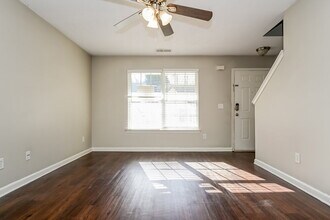 128 Lossie Ln in Mcdonough, GA - Building Photo - Building Photo