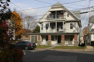 20 Merrill St in Waterbury, CT - Building Photo
