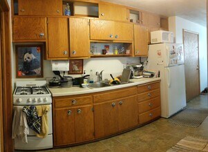 2076 Como Ave in St. Paul, MN - Building Photo - Building Photo