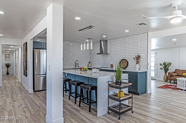 property at 1307 E Alice Ave