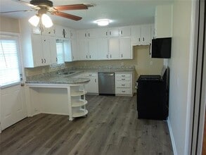 4929 Roxie St in Fort Worth, TX - Building Photo - Building Photo