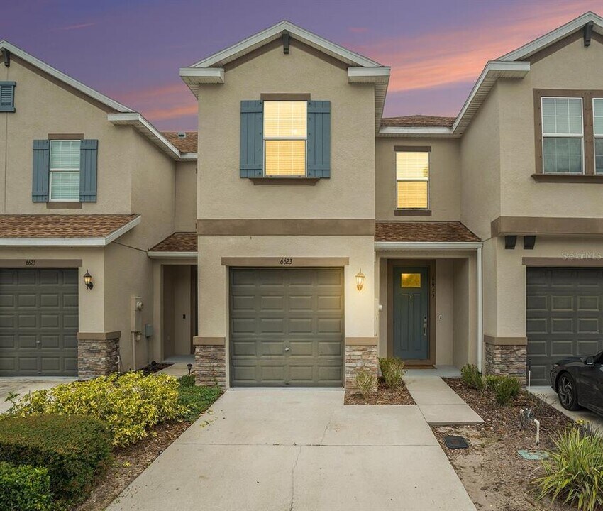 6623 Rocky Park St in Citrus Park, FL - Building Photo