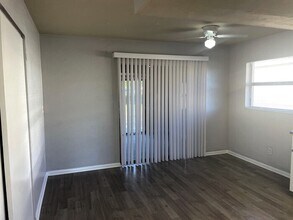 610 SE 10th St in Cape Coral, FL - Building Photo - Building Photo