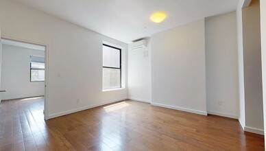 286 W 137th St in New York, NY - Building Photo - Building Photo