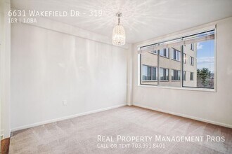 6631 Wakefield Dr in Alexandria, VA - Foto de edificio - Building Photo