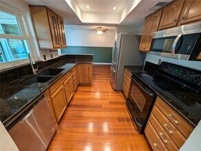 719 Regent Cir S in Brandon, FL - Building Photo - Building Photo