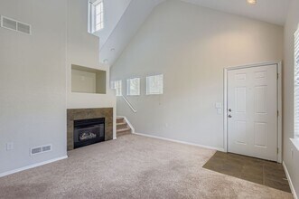 16332 E Fremont Ave in Aurora, CO - Foto de edificio - Building Photo