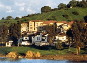 Almaden Lake Apartments in San Jose, CA - Building Photo